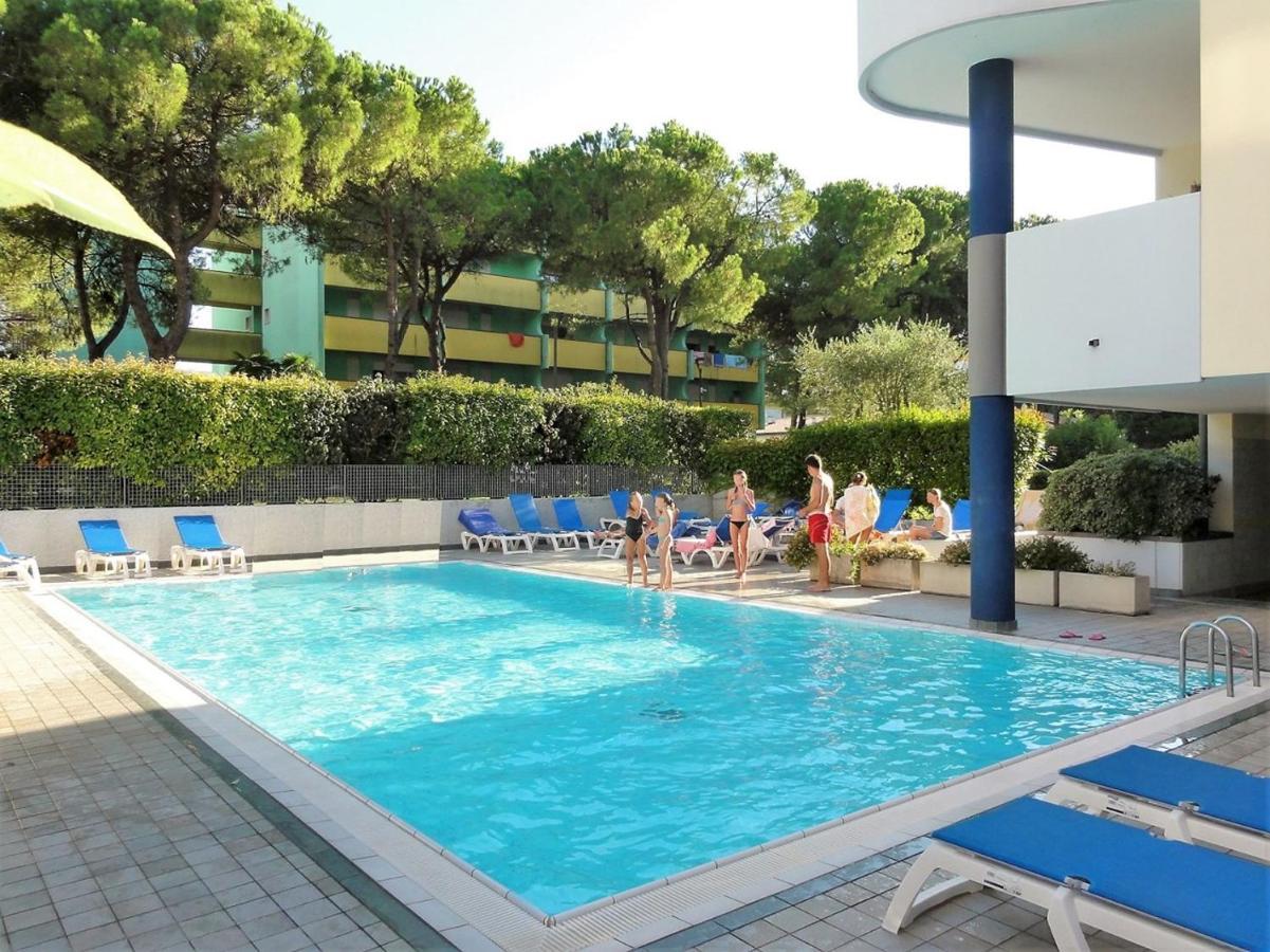 Green Holiday Wohnung Mit Schwimmbad Bibione Exterior photo